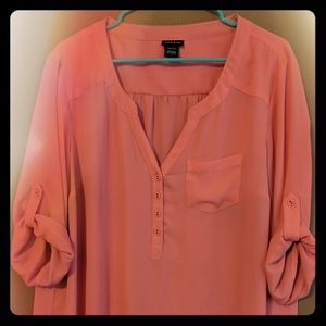 Quarter sleeve blouse